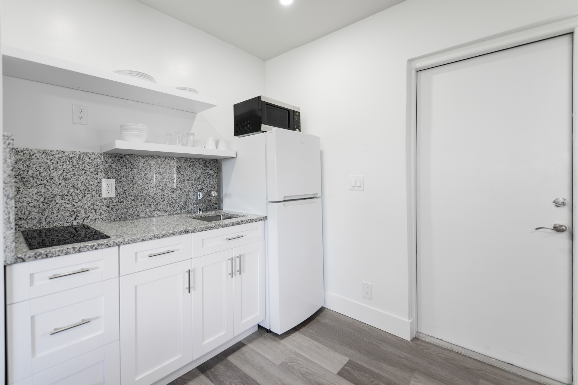 RE The Mariner Hotel, apt